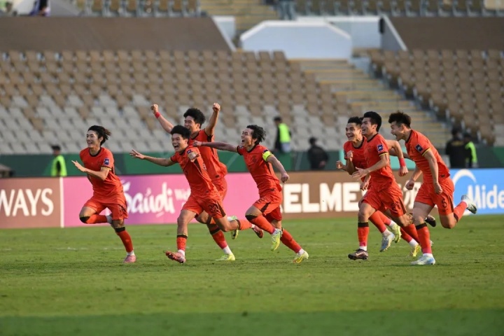 开云体育入口-众志成城对战越南！调整心态摆好中场，U23国足有望继续创造奇迹