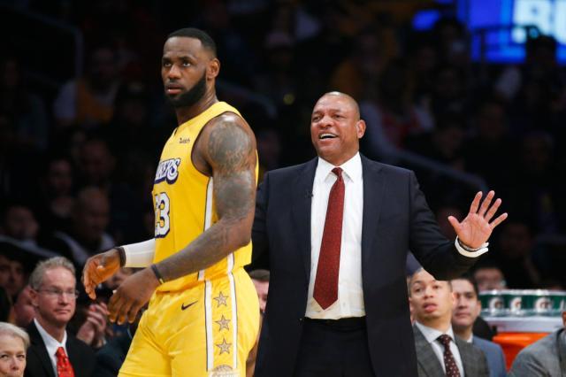 湖人选帅紧盯里弗斯不放，背后是豪门球队的顽疾