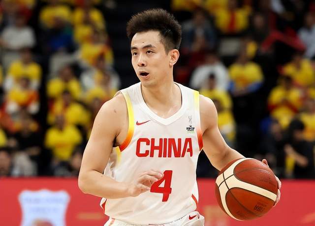 开云体育入口-进攻很热闹但防守一团糟：中国男篮半场落后中国台北1分